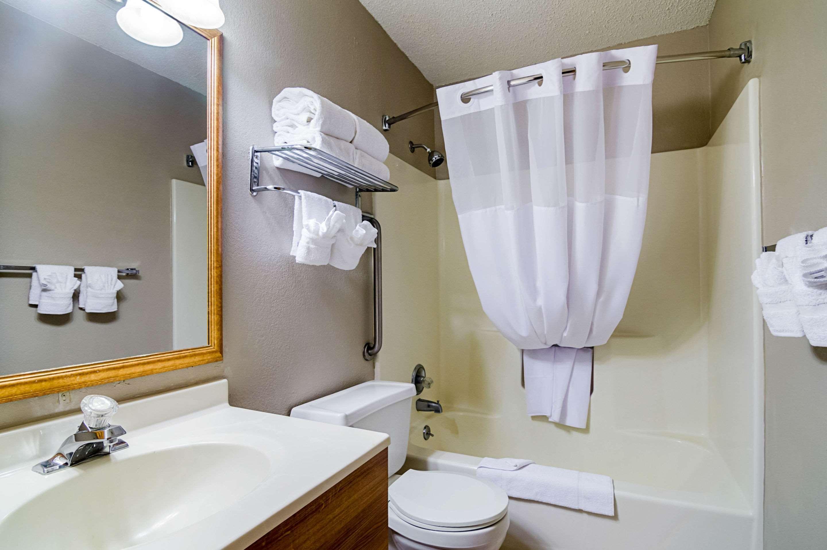 Quality Inn Sidney I-80 Exterior photo