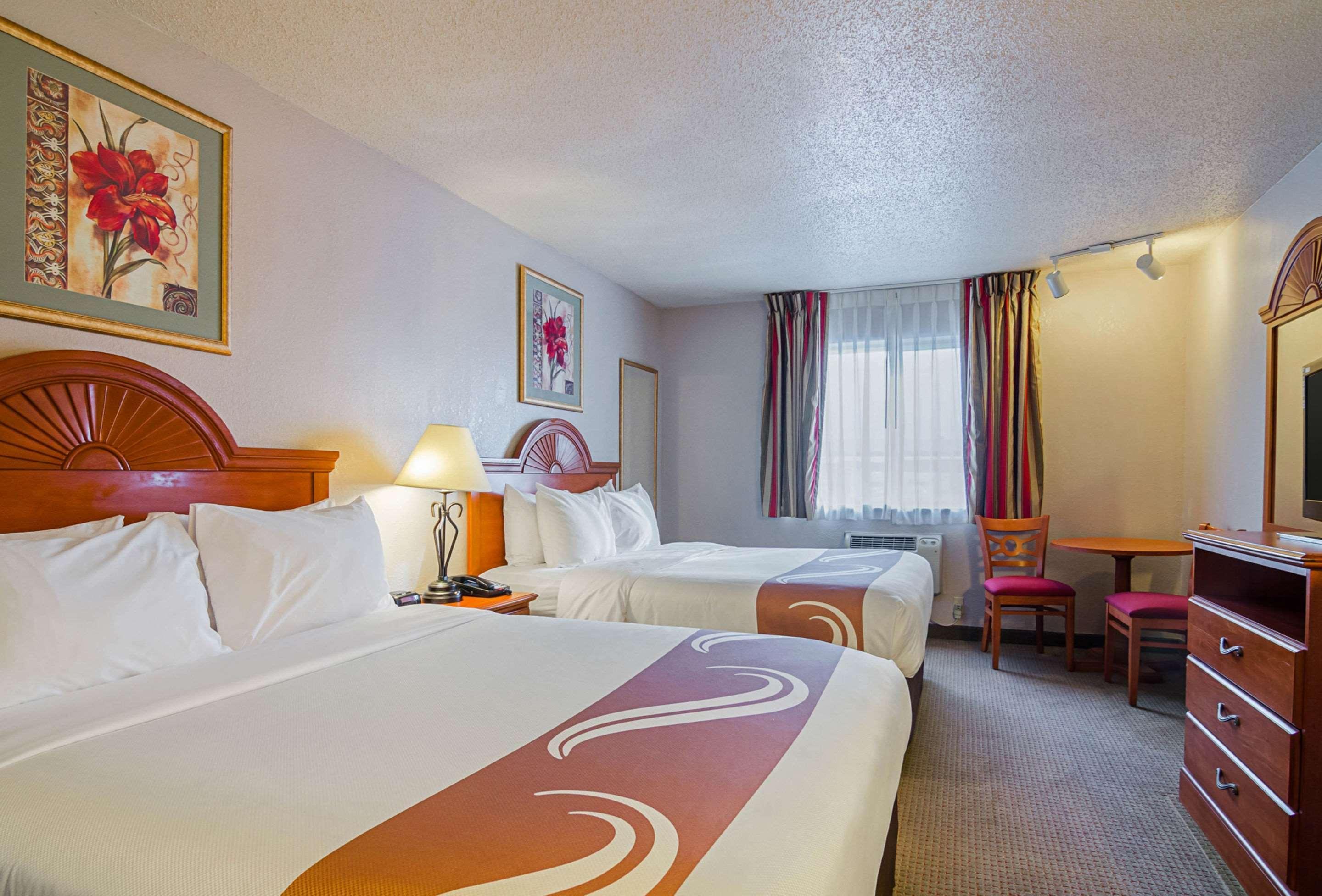 Quality Inn Sidney I-80 Exterior photo
